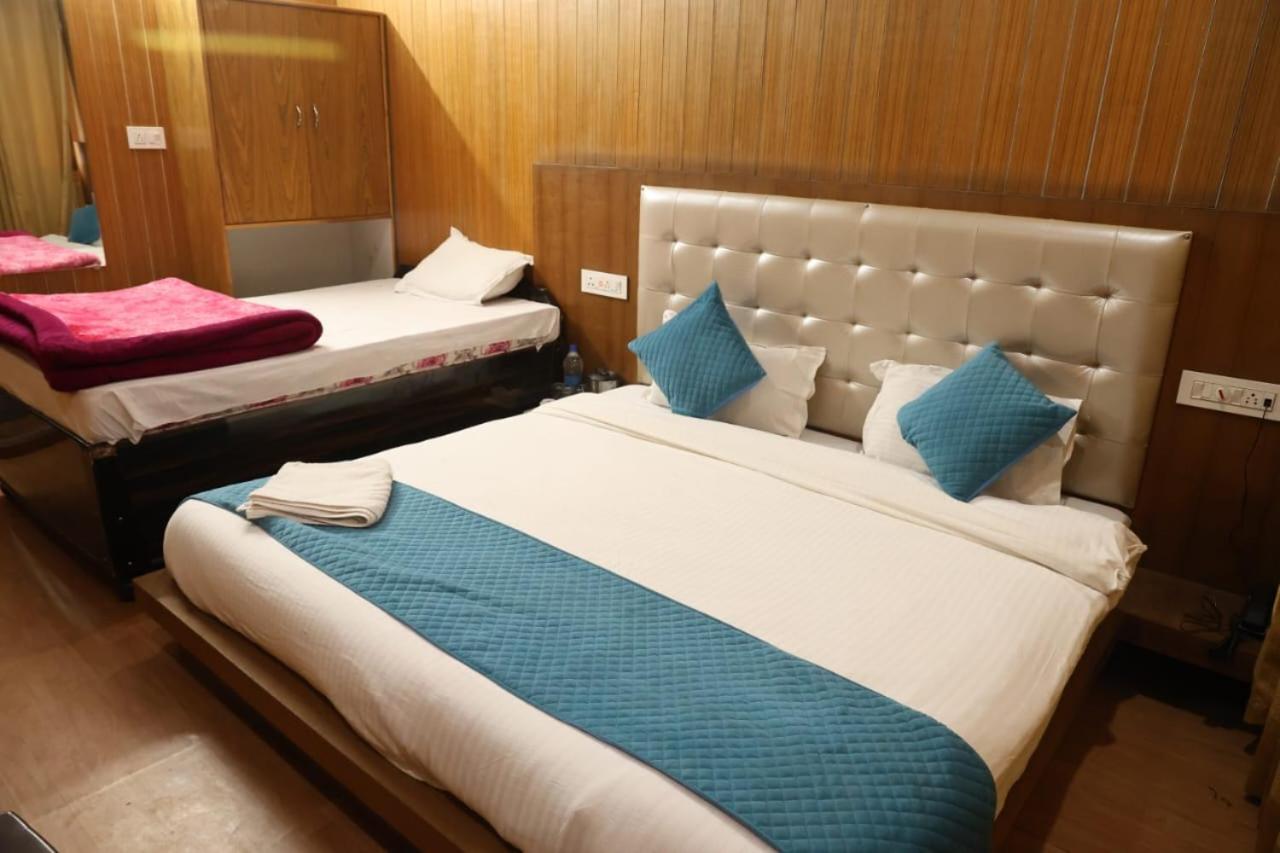 Sleeping Beauty Hotel Moutain View Property Joshimath Bagian luar foto